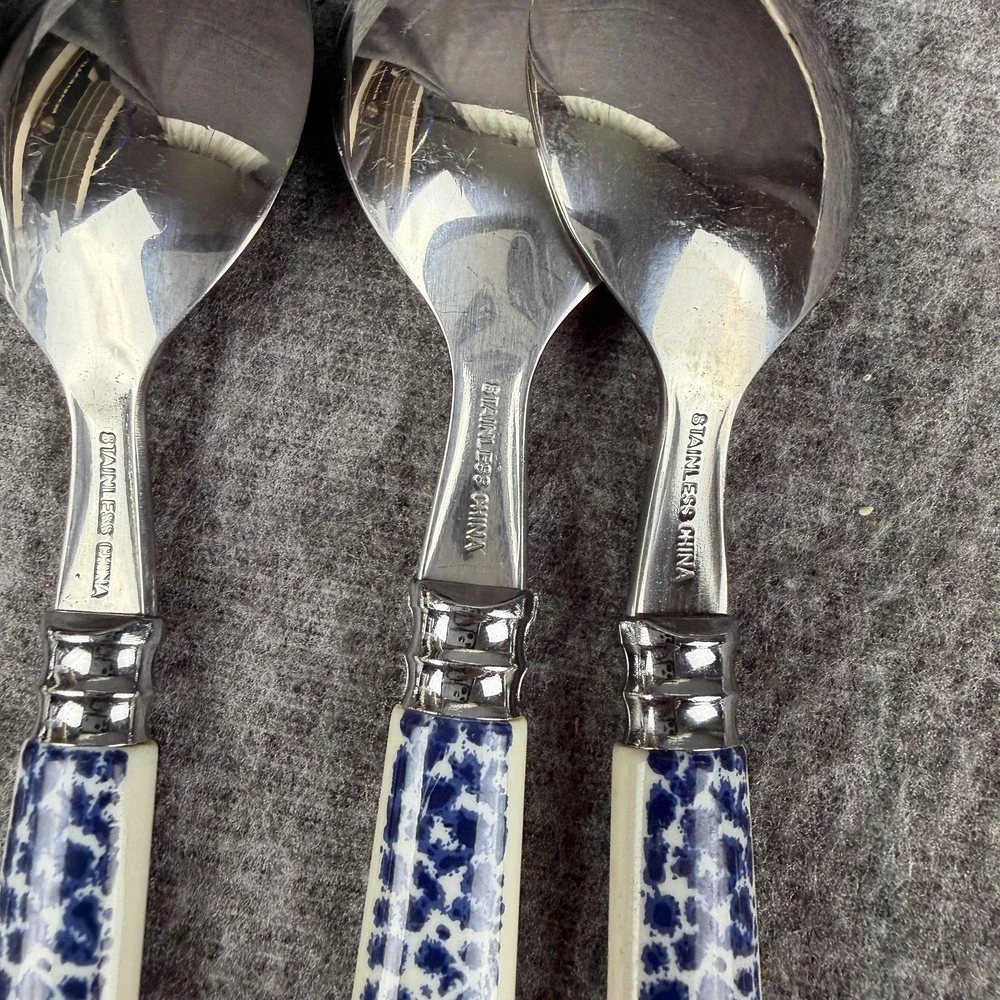 Christmas Snow Flatware Set 40 Piece Service For 8 Ceramic Stainless Handles